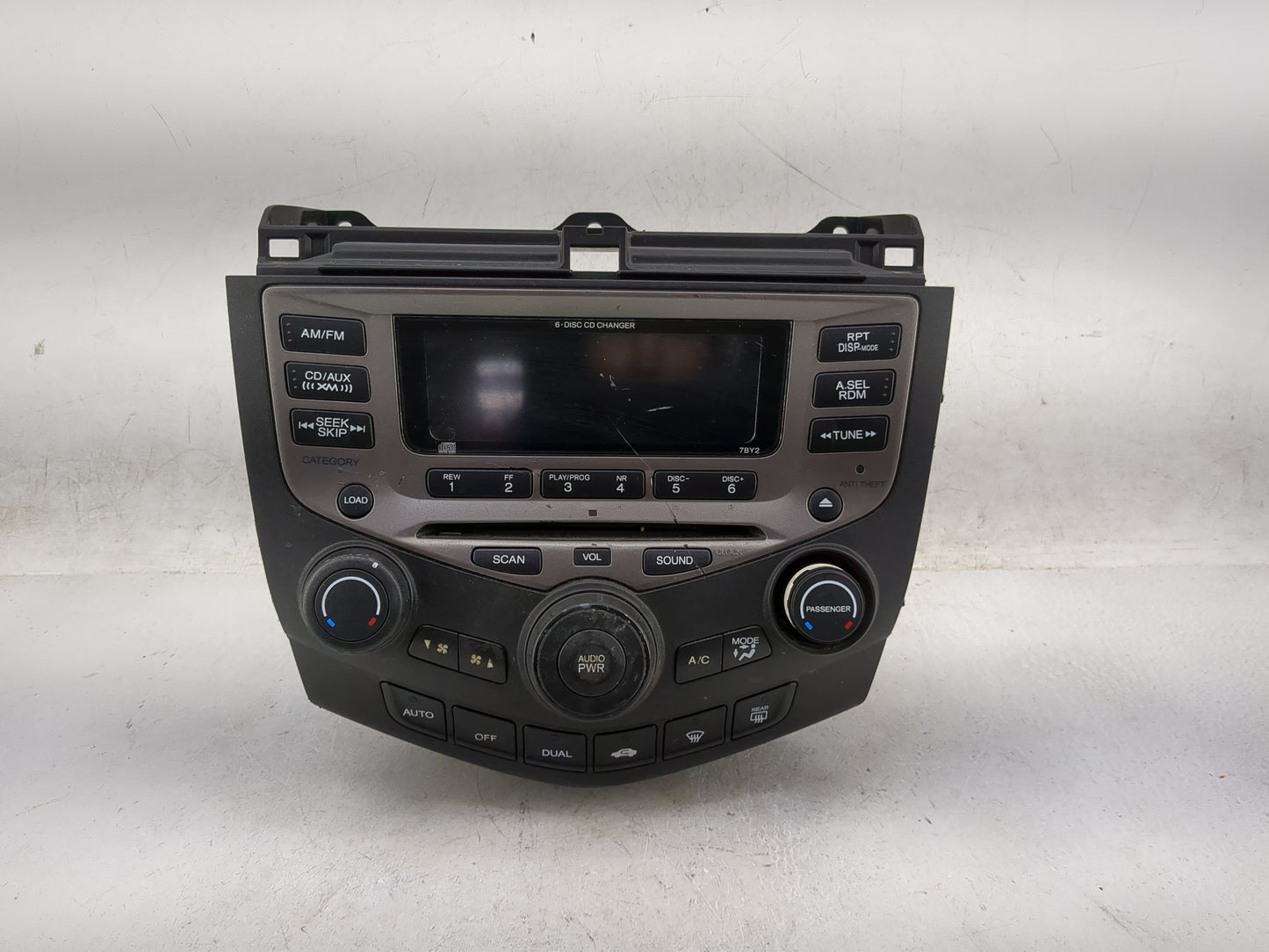 2003-2007 Honda Accord Radio AM FM Cd Player Receiver Replacement P/N:39175-SDN-L120-M2 CQ-EH1465Z Fits OEM Used Auto Parts 