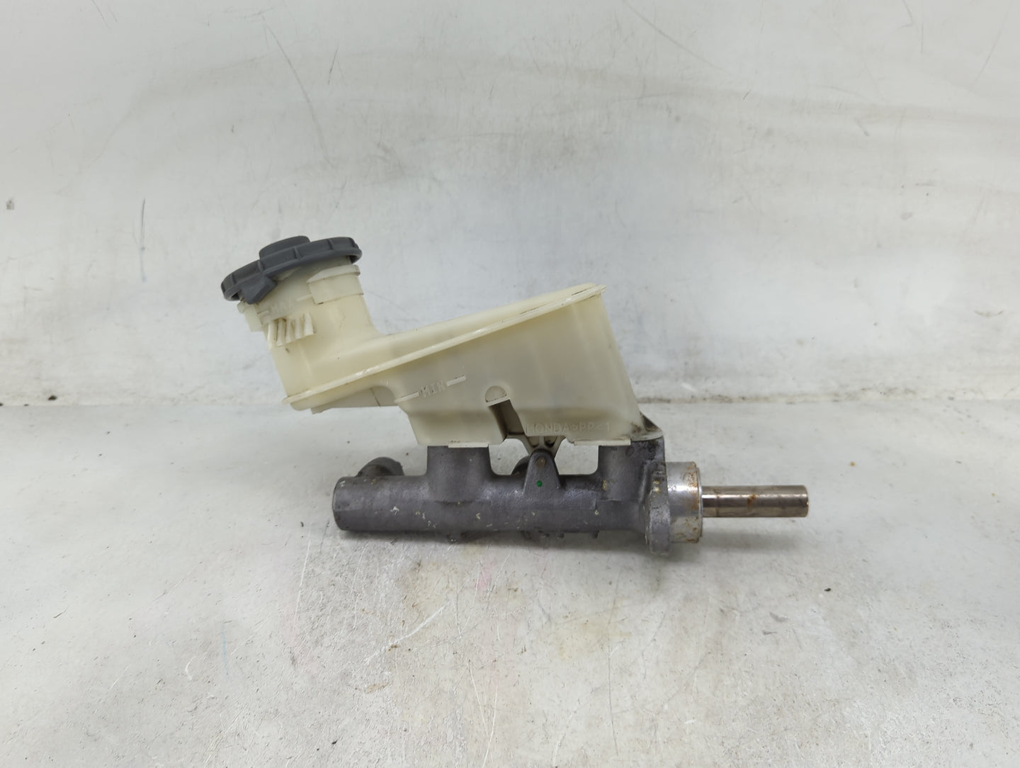 2005-2007 Honda Accord Brake Master Cylinder 1489068 - Oemusedautoparts1.com