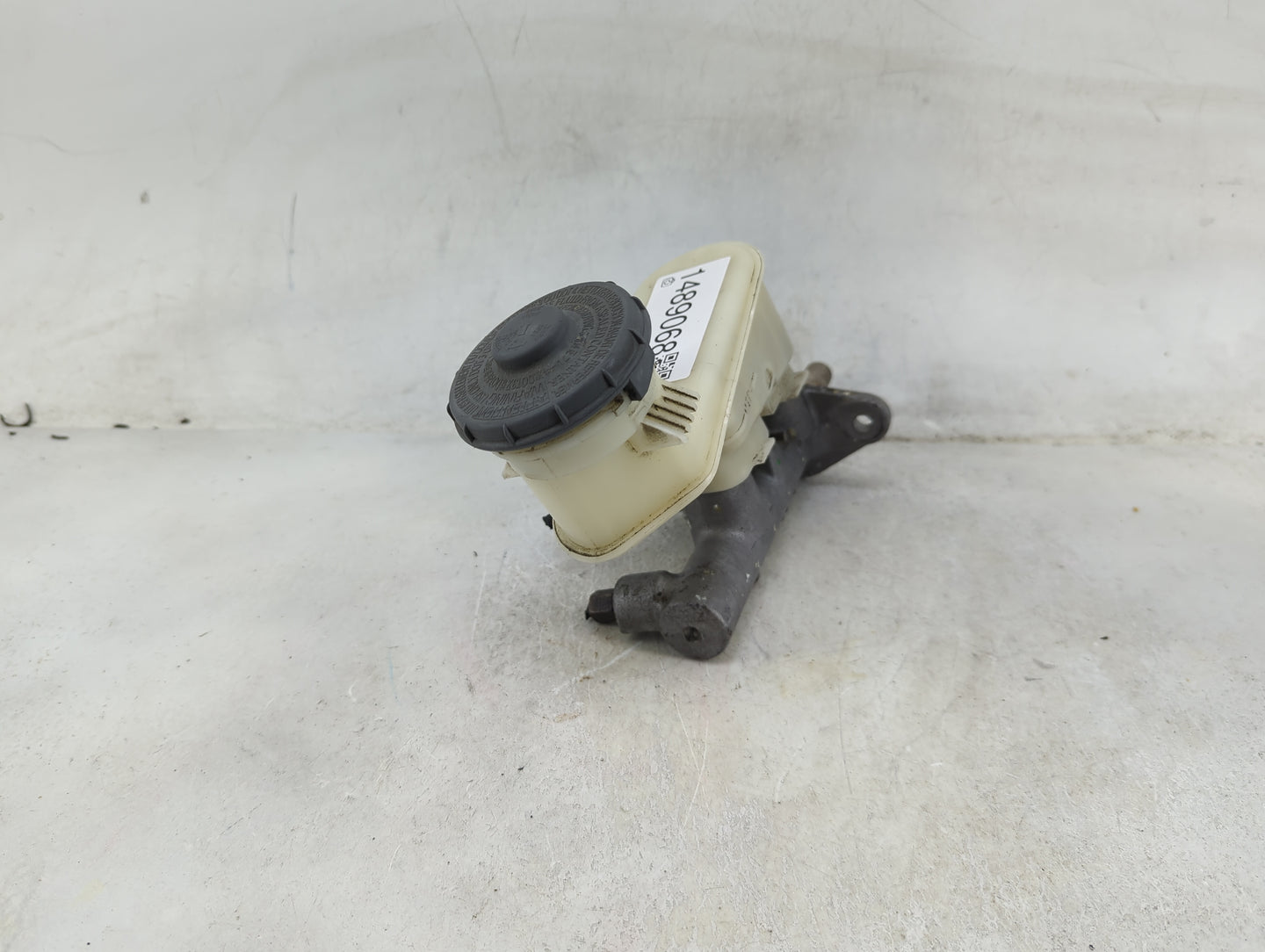 2005-2007 Honda Accord Brake Master Cylinder 1489068 - Oemusedautoparts1.com