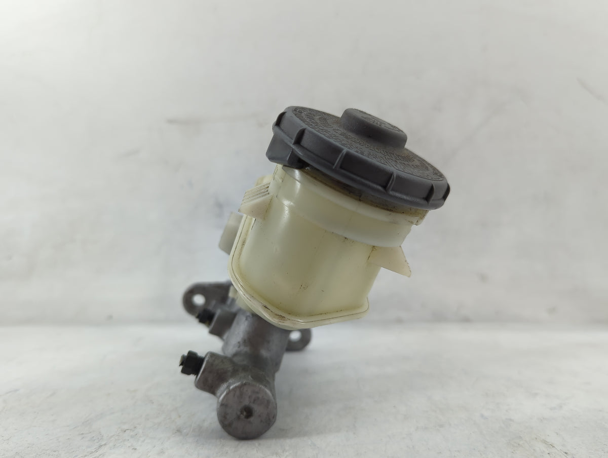 2003-2007 Honda Accord Brake Master Cylinder 1498721 - Oemusedautoparts1.com
