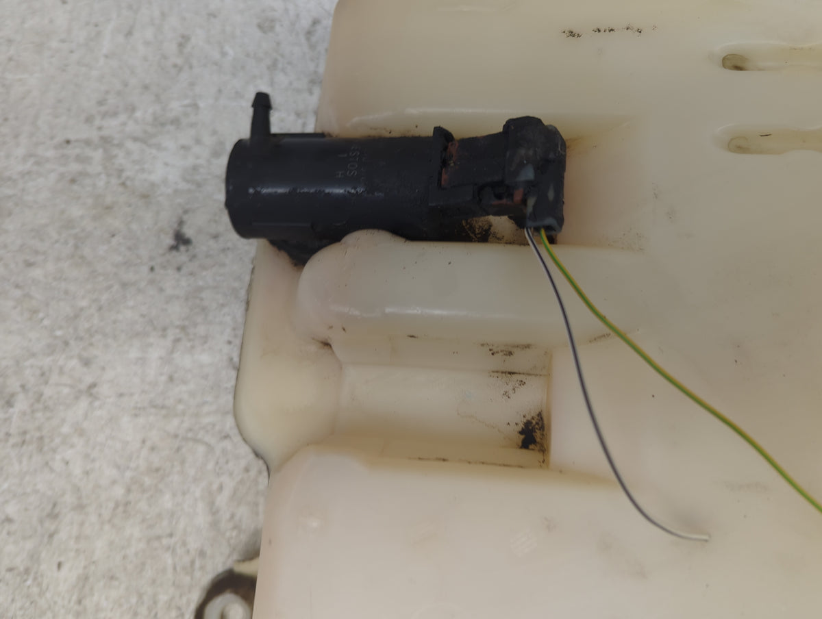 2003-2007 Honda Accord Windshield Washer Fluid Reservoir Bottle Oem 1498725 - Oemusedautoparts1.com