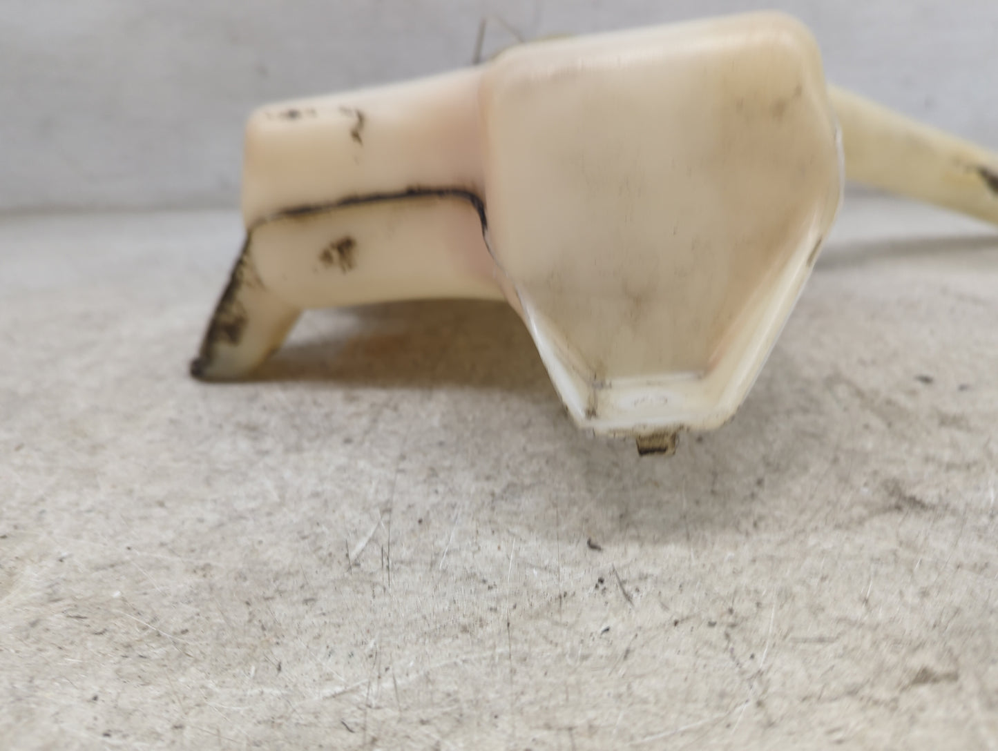 2003-2007 Honda Accord Windshield Washer Fluid Reservoir Bottle Oem 1498725 - Oemusedautoparts1.com