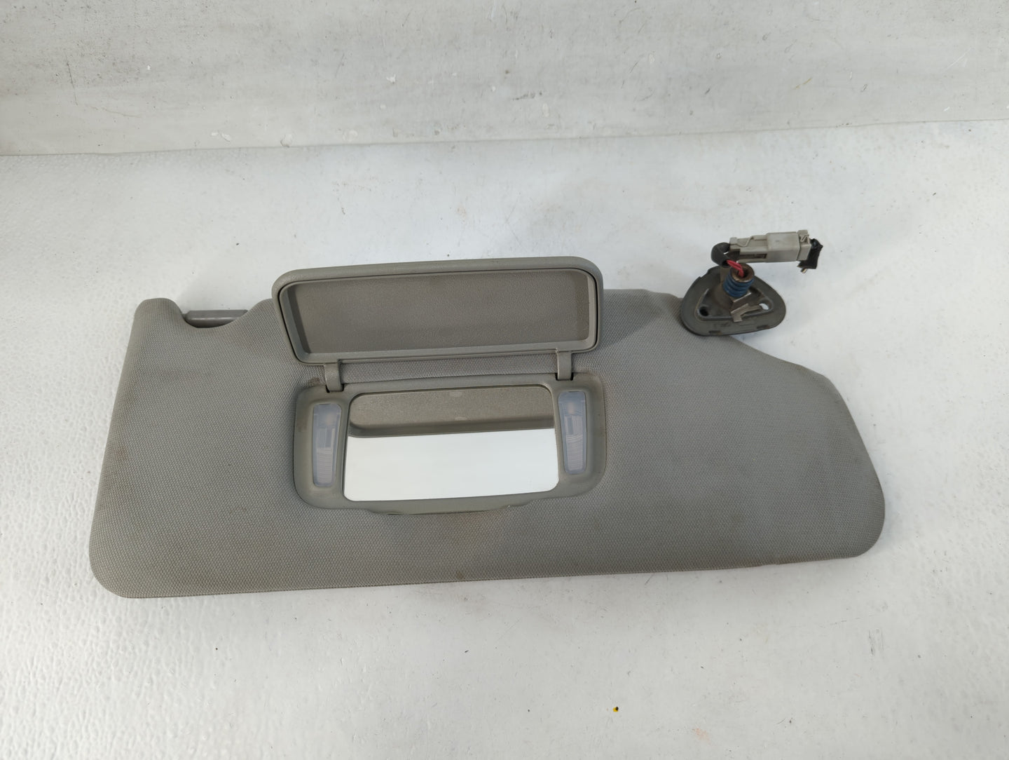 2003-2007 Honda Accord Sun Visor Shade Replacement Passenger Right Mirror Fits Fits 2003 2004 2005 2006 2007 OEM Used Auto P
