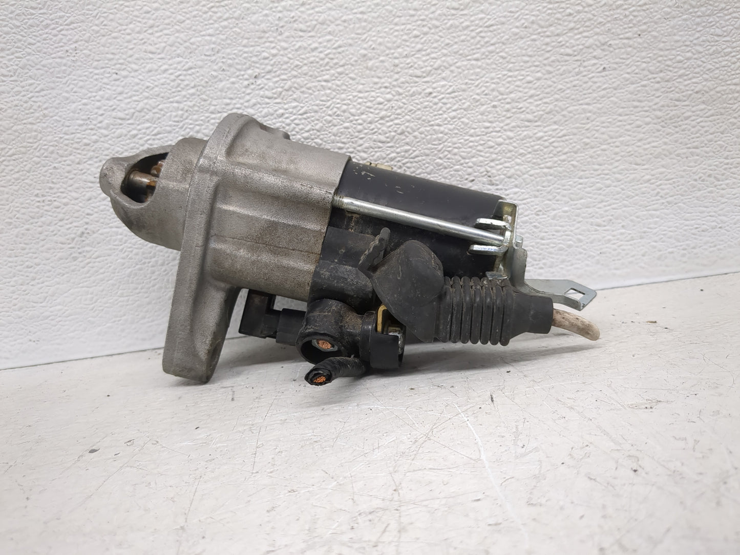 2006-2011 Honda Civic Car Starter Motor Solenoid OEM P/N:SM-71001 Fits Fits 2006 2007 2008 2009 2010 2011 OEM Used Auto Part