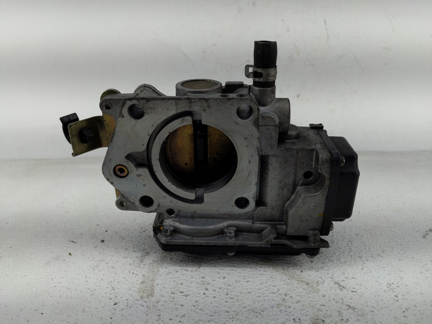2006-2011 Honda Civic Throttle Body Fits Fits 2006 2007 2008 2009 2010 2011 OEM Used Auto Parts - Oemusedautoparts1.com