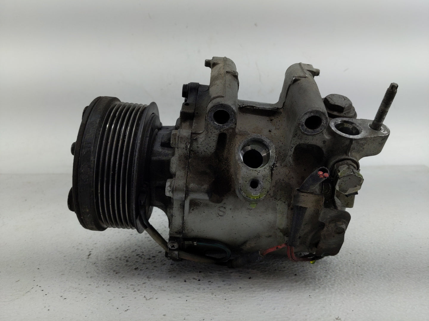 2006-2011 Honda Civic Air Conditioning A/c Ac Compressor Oem - Oemusedautoparts1.com