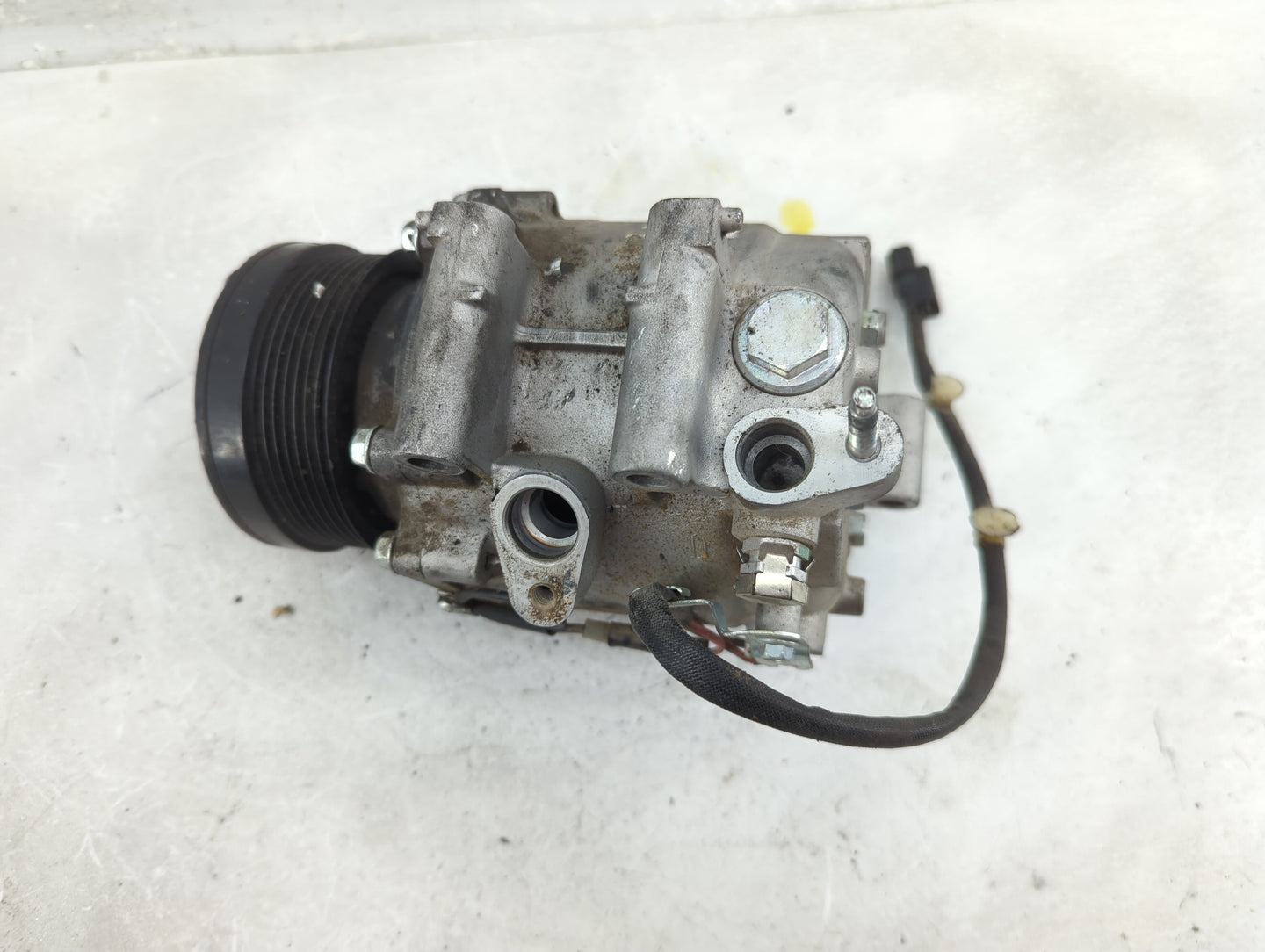 2006-2011 Honda Civic Air Conditioning A/c Ac Compressor Oem - Oemusedautoparts1.com