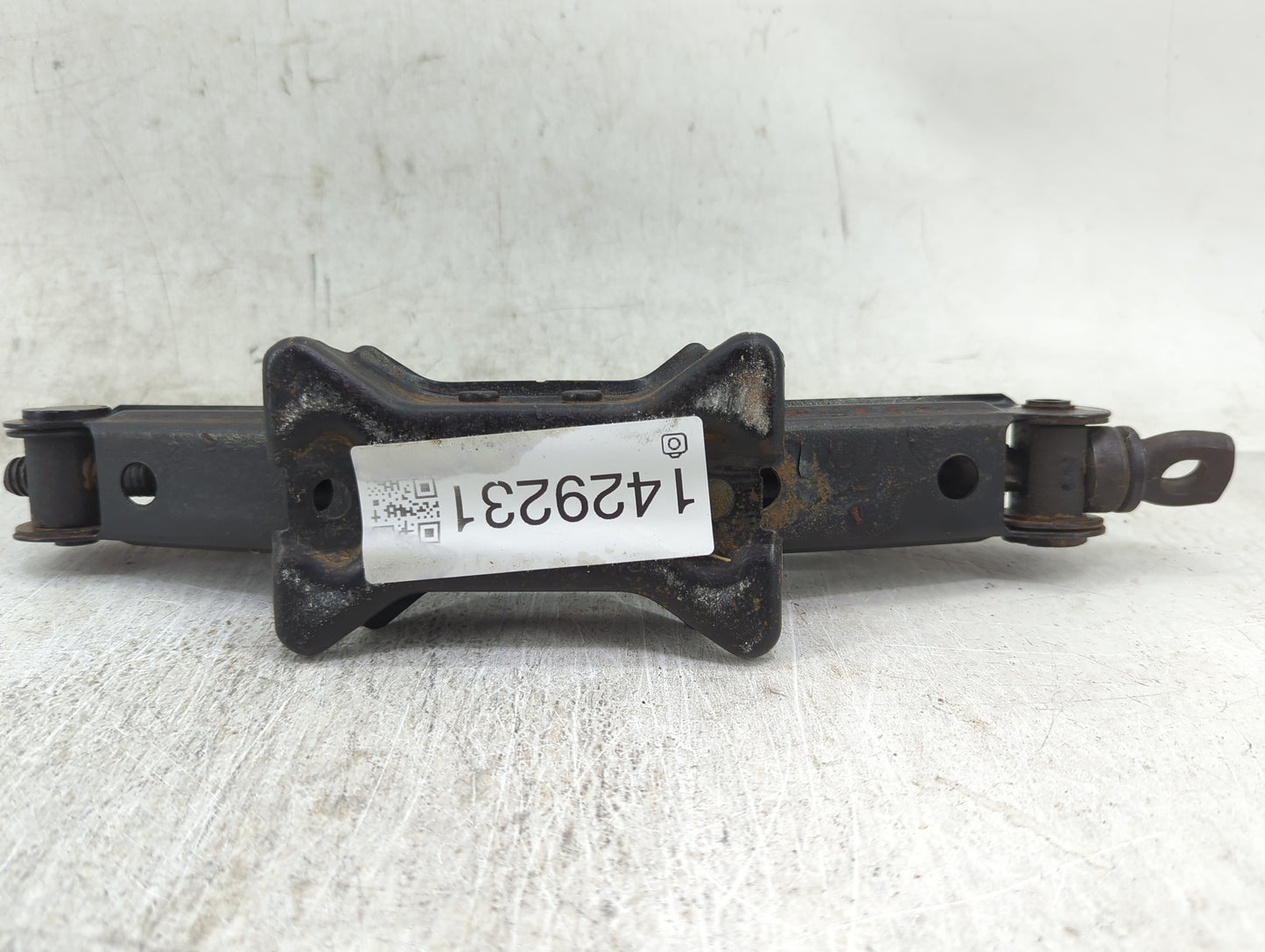 2006 Honda Civic Spare Scissor Car Jack - Oemusedautoparts1.com