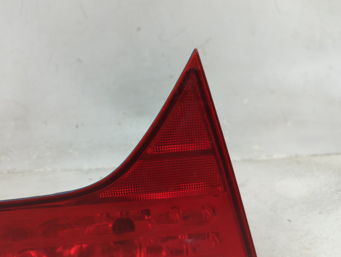 2006-2011 Honda Civic Tail Light Assembly Driver Left OEM Fits Fits 2006 2007 2008 2009 2010 2011 OEM Used Auto Parts - Oemu