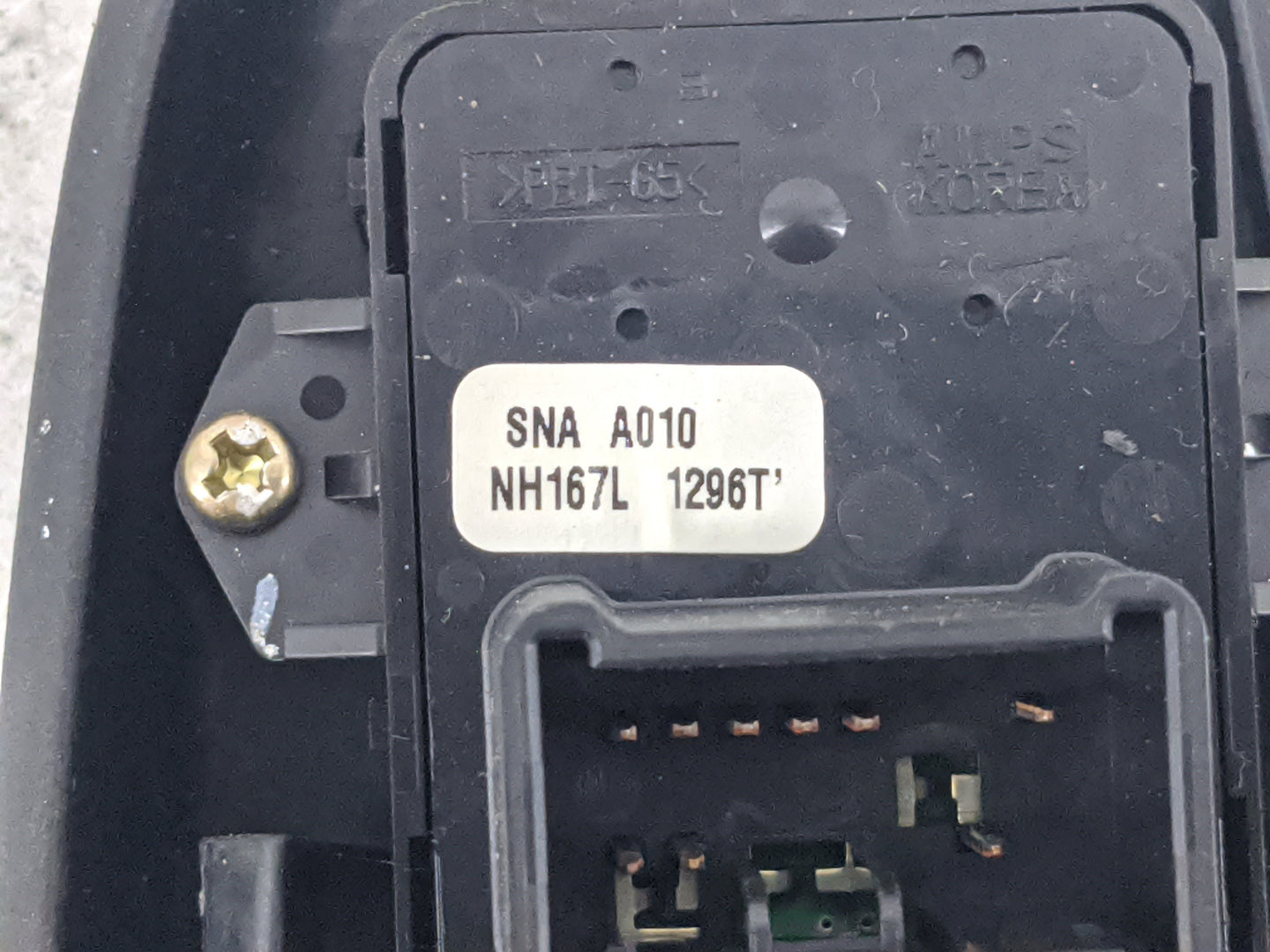 2006 Honda Civic Master Power Window Switch Replacement Driver Side Left P/N:35750-SNA-A110-M1 SNA A010 Fits OEM Used Auto P