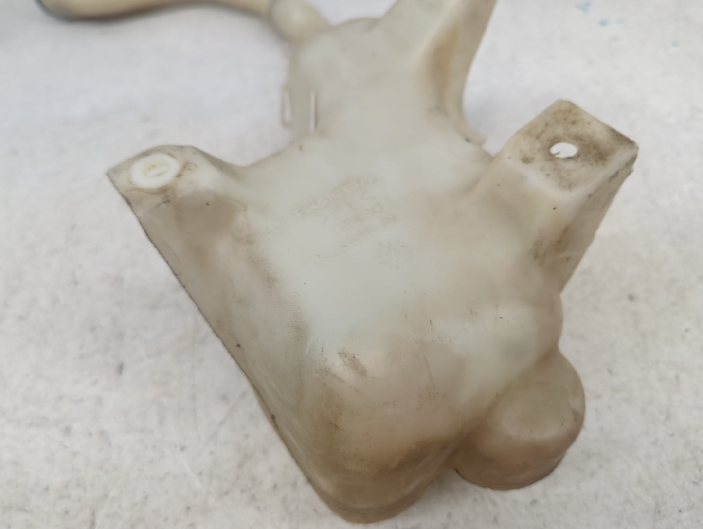 2006-2011 Honda Civic Windshield Washer Fluid Reservoir Bottle Oem 1473585 - Oemusedautoparts1.com