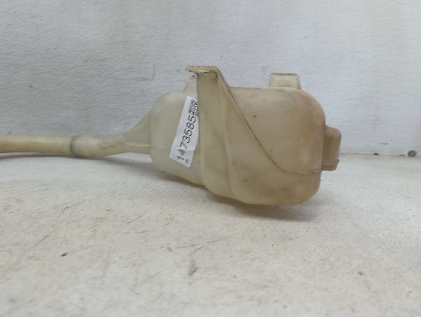 2006-2011 Honda Civic Windshield Washer Fluid Reservoir Bottle Oem 1473585 - Oemusedautoparts1.com
