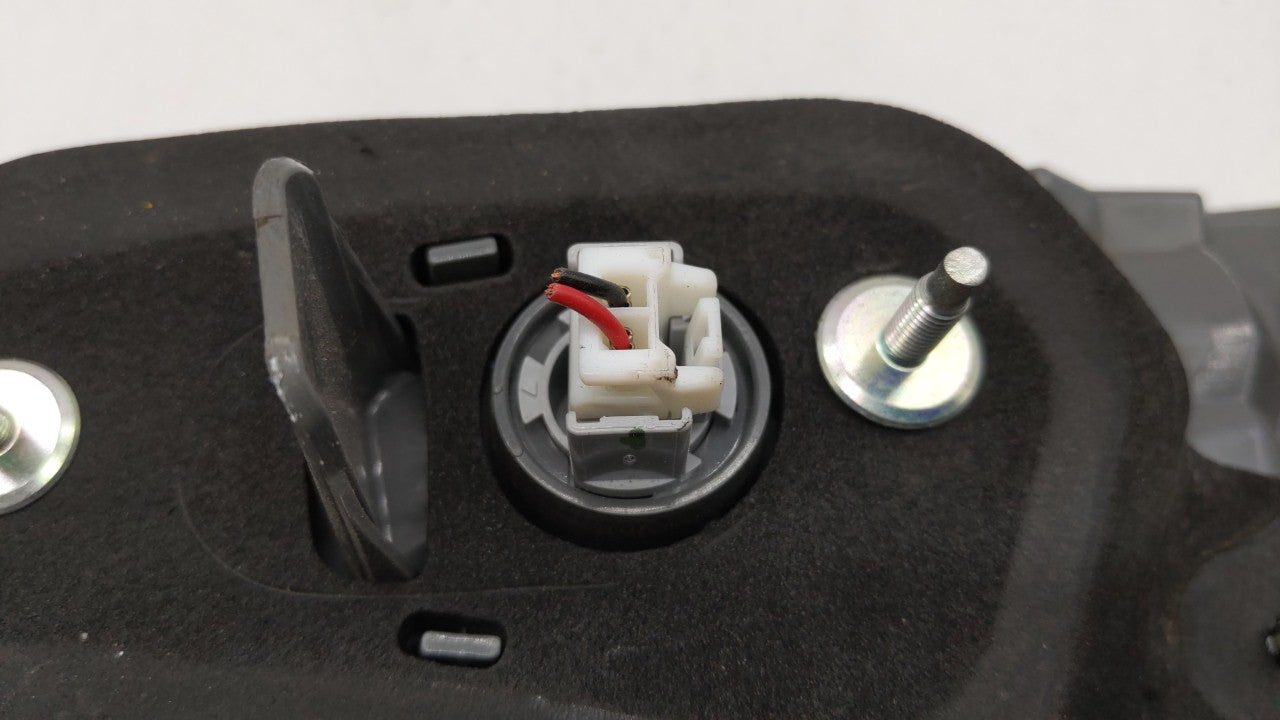 2006-2011 Honda Civic Tail Light Assembly Driver Left OEM Fits Fits 2006 2007 2008 2009 2010 2011 OEM Used Auto Parts - Oemu