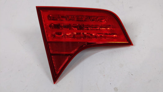 2006-2011 Honda Civic Tail Light Assembly Driver Left OEM Fits Fits 2006 2007 2008 2009 2010 2011 OEM Used Auto Parts - Oemu