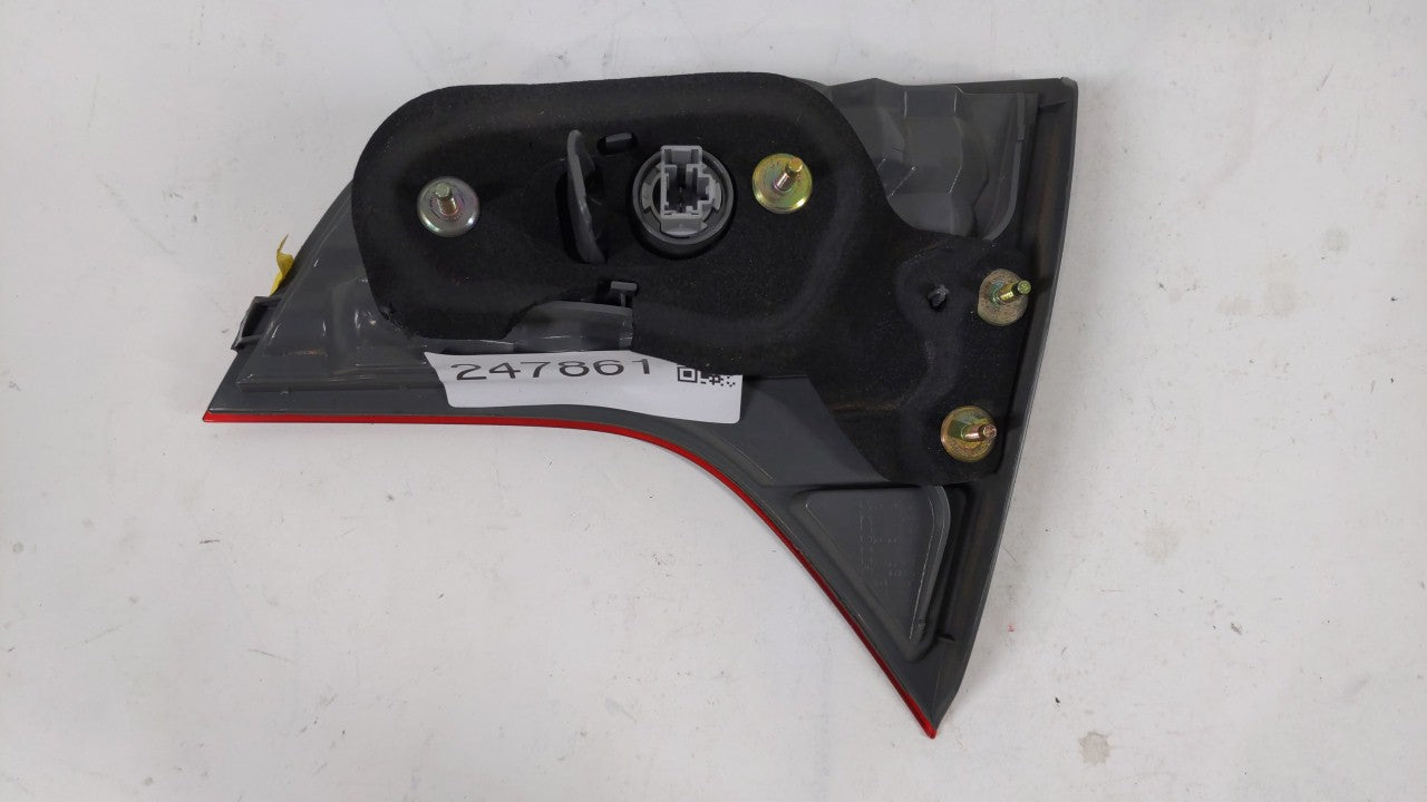 2006-2011 Honda Civic Tail Light Assembly Driver Left OEM Fits Fits 2006 2007 2008 2009 2010 2011 OEM Used Auto Parts - Oemu