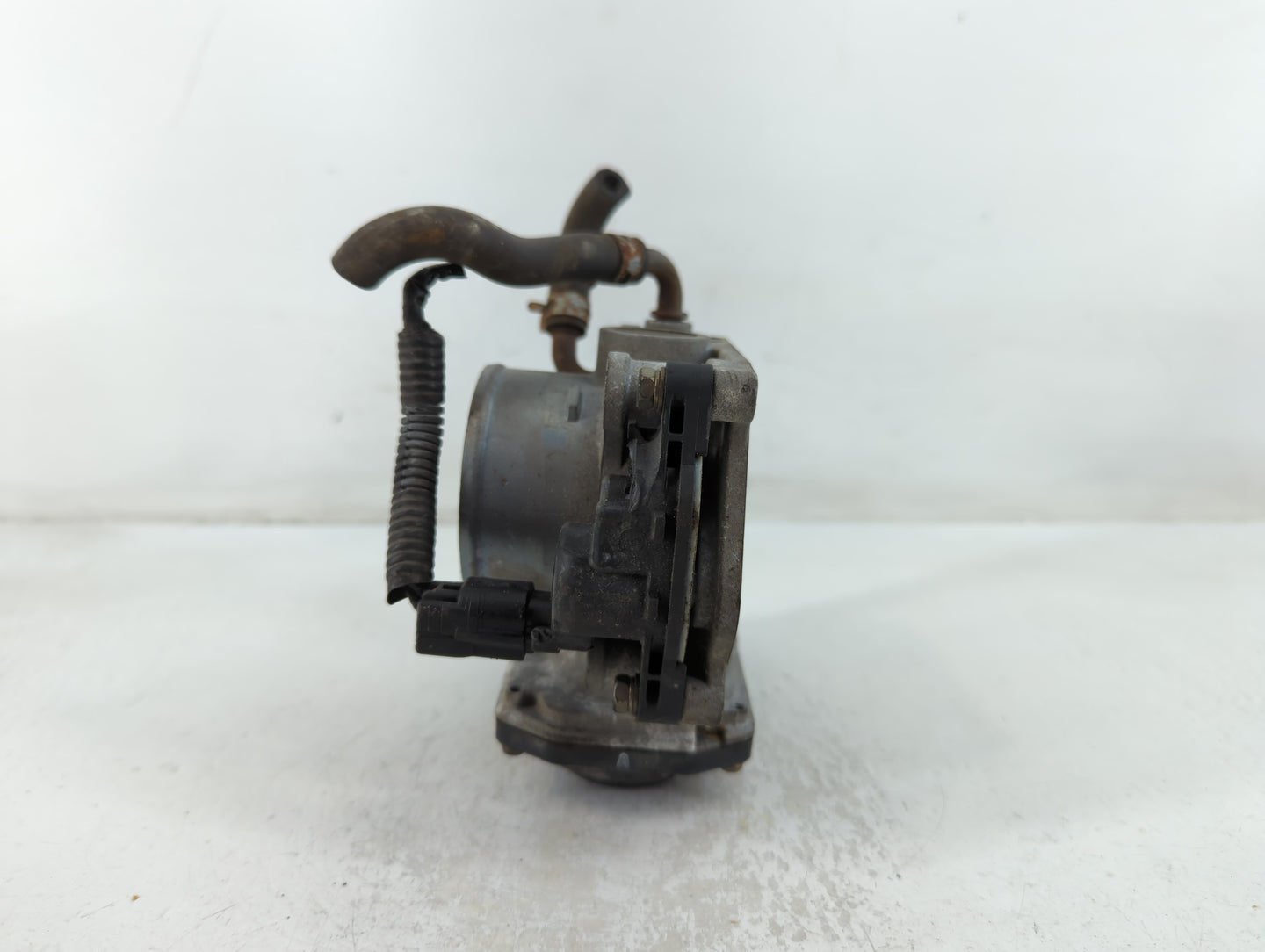 2006-2011 Honda Civic Throttle Body P/N:GMA4A U20356477827 Fits Fits 2006 2007 2008 2009 2010 2011 OEM Used Auto Parts - Oem