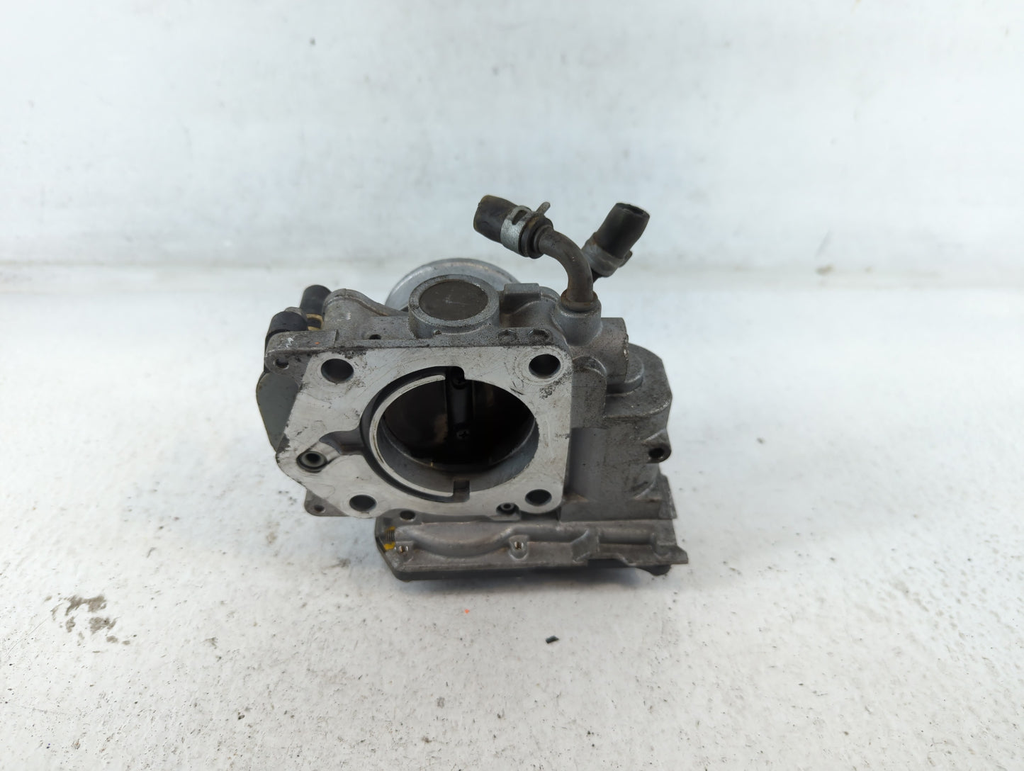 2006-2011 Honda Civic Throttle Body P/N:U2035608 GMA4A Fits Fits 2006 2007 2008 2009 2010 2011 OEM Used Auto Parts - Oemused