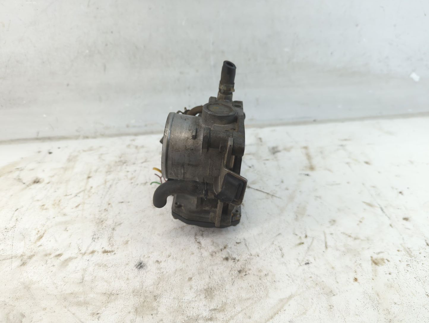 2006-2011 Honda Civic Throttle Body P/N:GMA8A 70201 Fits Fits 2006 2007 2008 2009 2010 2011 OEM Used Auto Parts - Oemusedaut