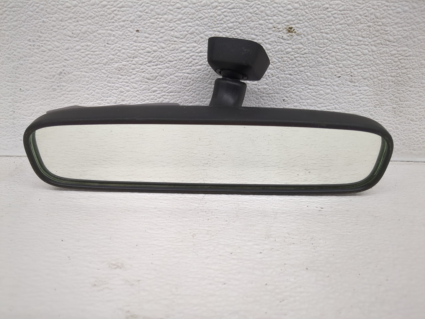 2005-2016 Honda Cr-V Interior Rear View Mirror Replacement OEM P/N:E4012197 Fits OEM Used Auto Parts - Oemusedautoparts1.com