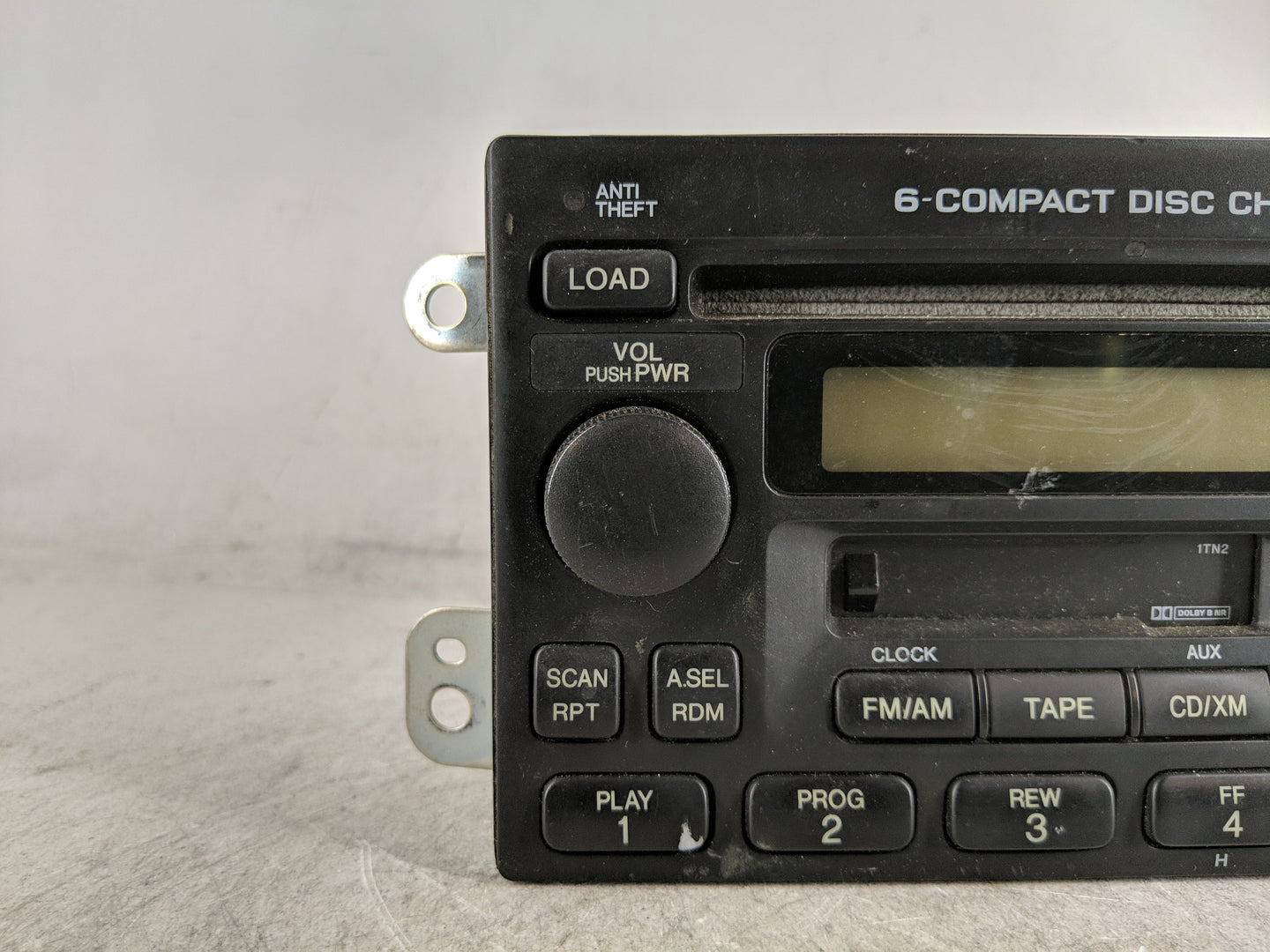 2005-2006 Honda Cr-V Radio AM FM Cd Player Receiver Replacement P/N:39100-S9A-A601 Fits Fits 2005 2006 OEM Used Auto Parts -