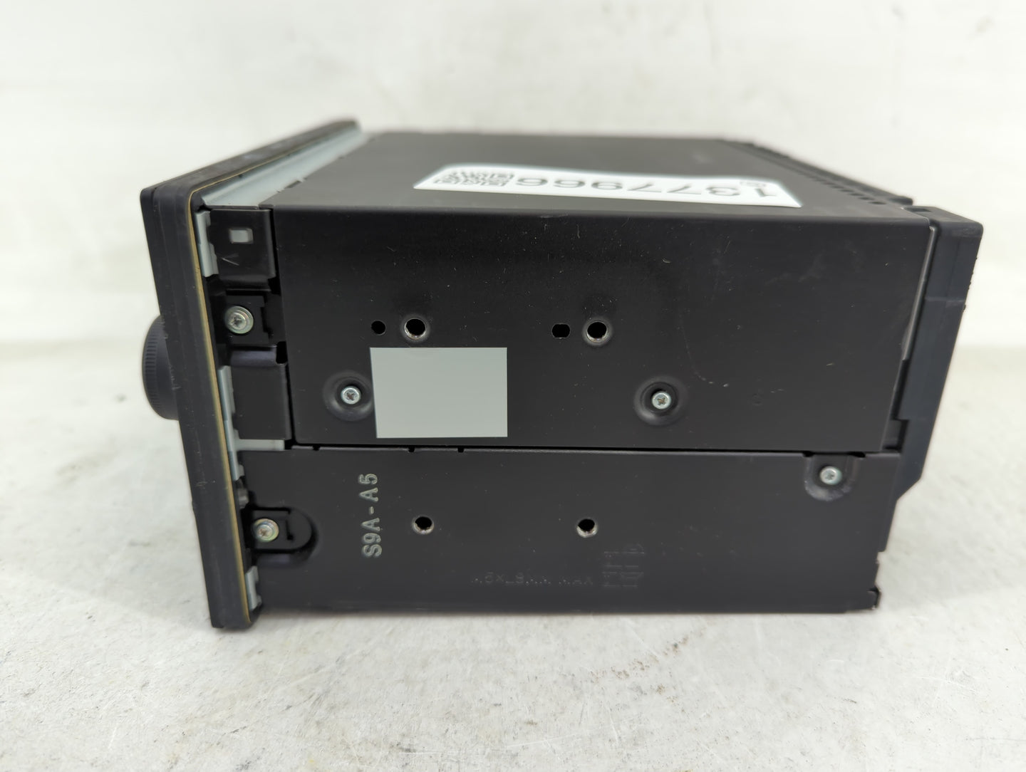 2005-2006 Honda Cr-V Radio AM FM Cd Player Receiver Replacement P/N:39101-S9A-A520-M1 Fits Fits 2005 2006 OEM Used Auto Part
