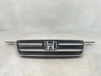 2005-2006 Honda Cr-v Front Grille Bumper Not Included - Oemusedautoparts1.com