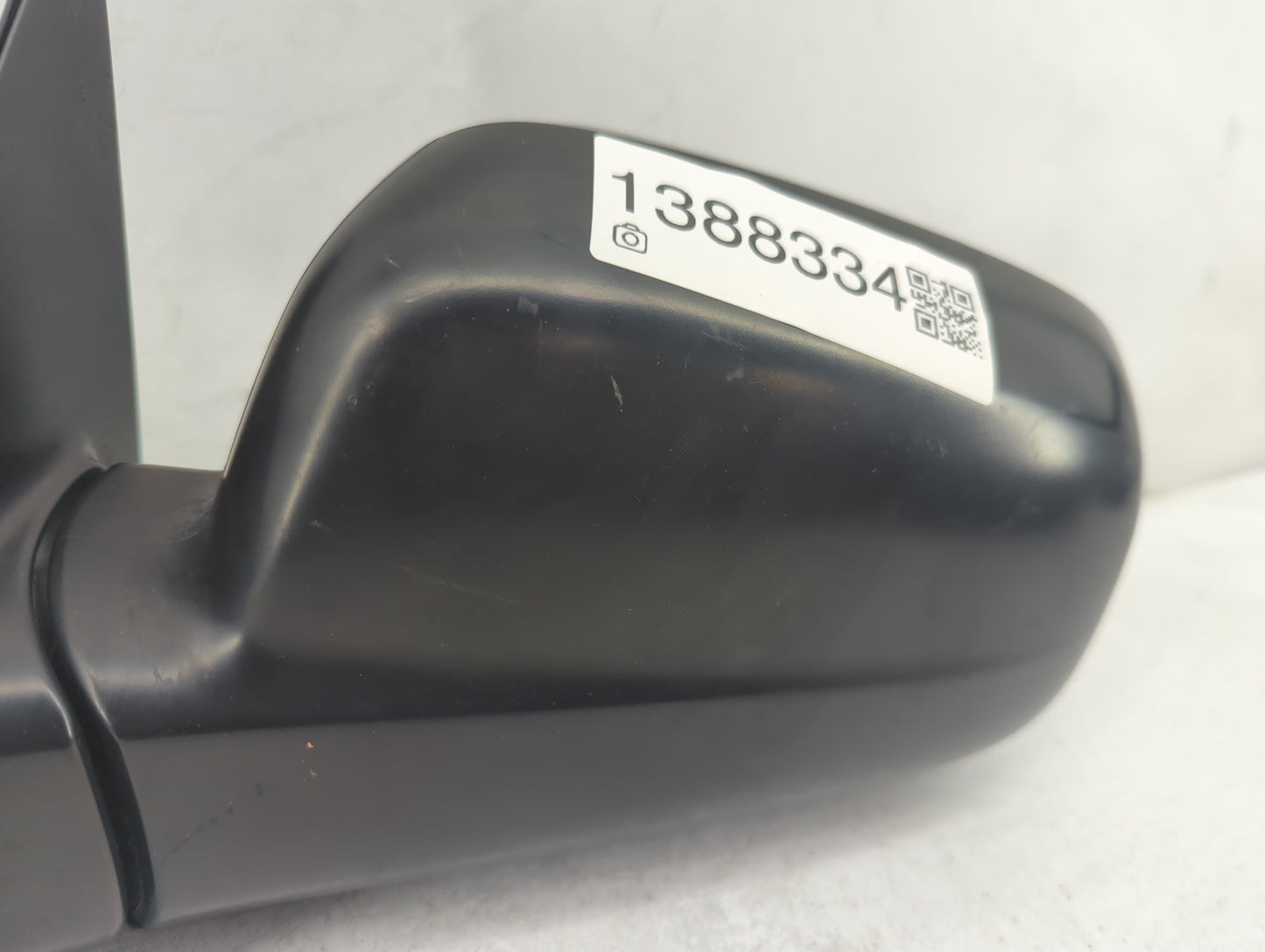 2002-2006 Honda Cr-V Driver Side View Mirror - Left Door Mirror OEM Used - Oemusedautoparts1.com