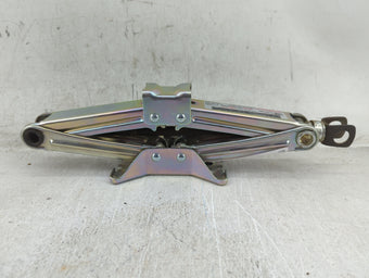 compare product 2006 Honda Cr-v Spare Scissor Car Jack