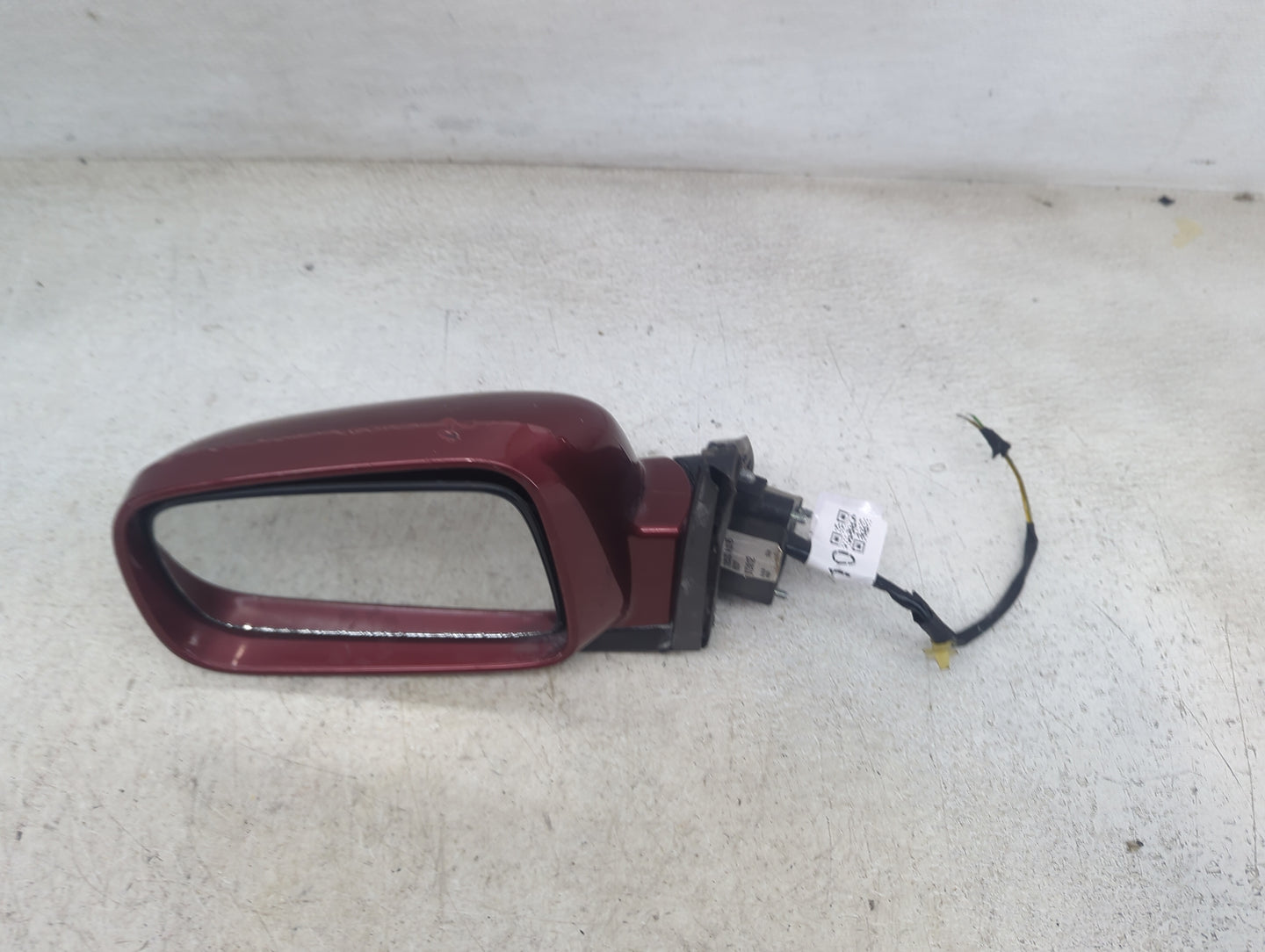 2002-2006 Honda Cr-V Driver Side View Mirror - Left Door Mirror OEM Used - Oemusedautoparts1.com