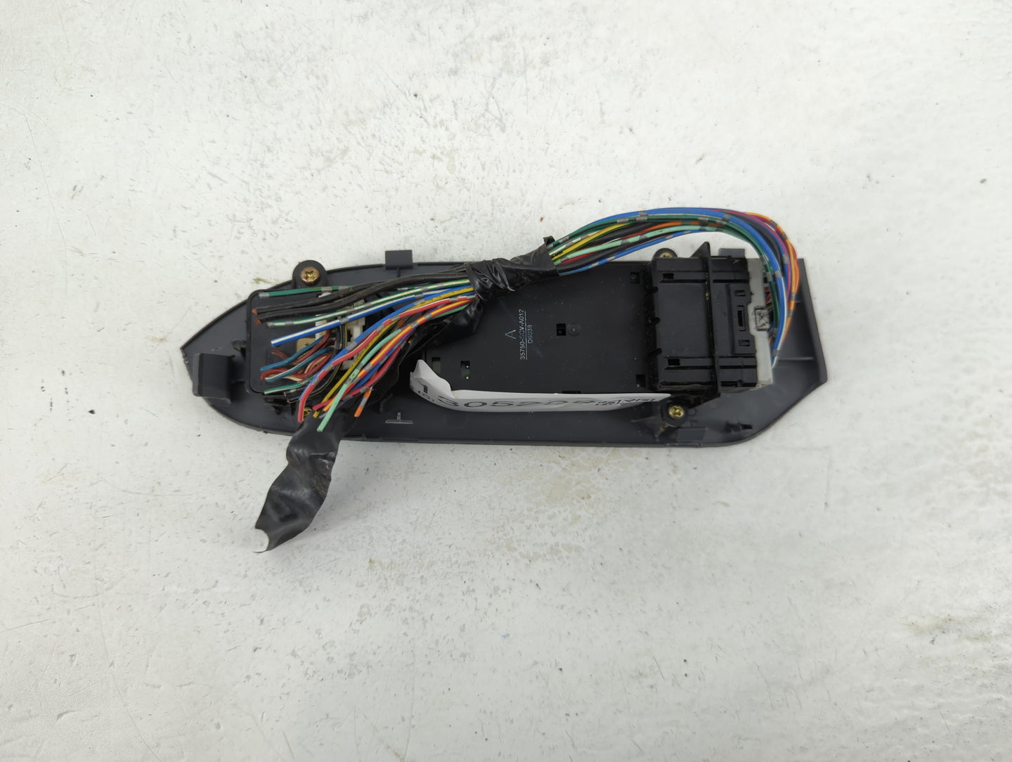 2003-2011 Honda Element Master Power Window Switch Replacement Driver Side Left P/N:35750-SCV-A012 Fits OEM Used Auto Parts 