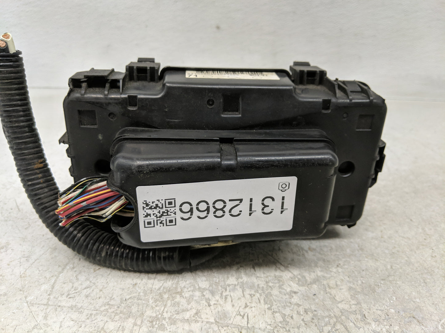 2003-2008 Honda Element Fusebox Fuse Box Panel Relay Module Fits Fits 2003 2004 2005 2006 2007 2008 OEM Used Auto Parts - Oe
