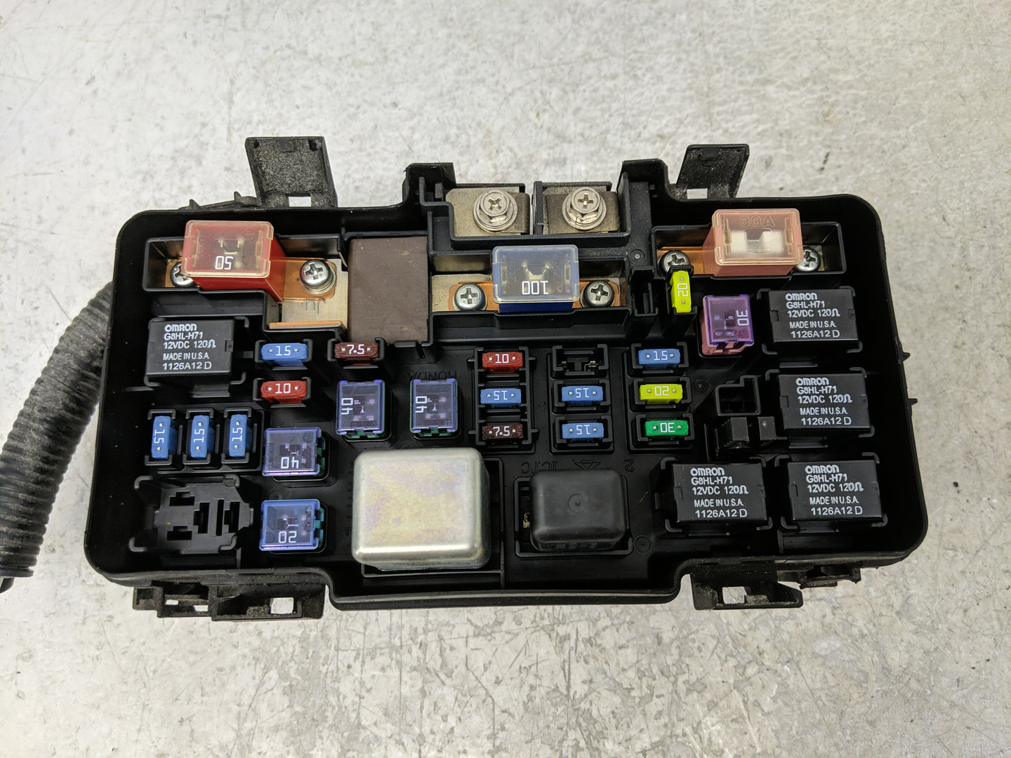 2003-2008 Honda Element Fusebox Fuse Box Panel Relay Module Fits Fits 2003 2004 2005 2006 2007 2008 OEM Used Auto Parts - Oe