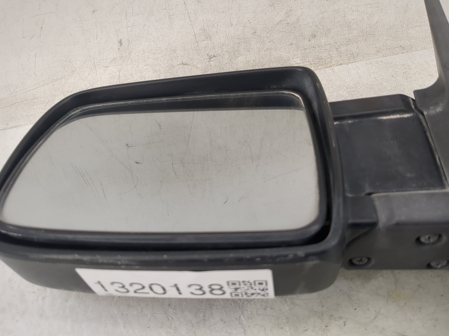 2006 Honda Element Driver Side View Mirror - Left Door Mirror OEM Used - Oemusedautoparts1.com