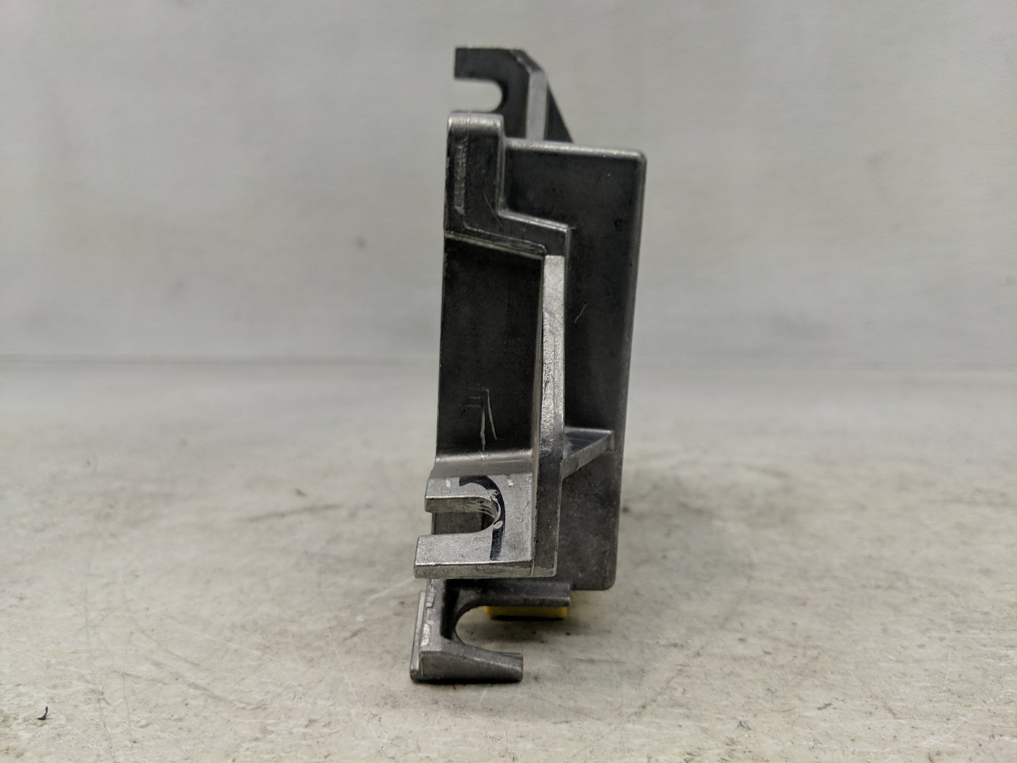 2003-2006 Honda Element Srs Safety Restraint System Module - Oemusedautoparts1.com