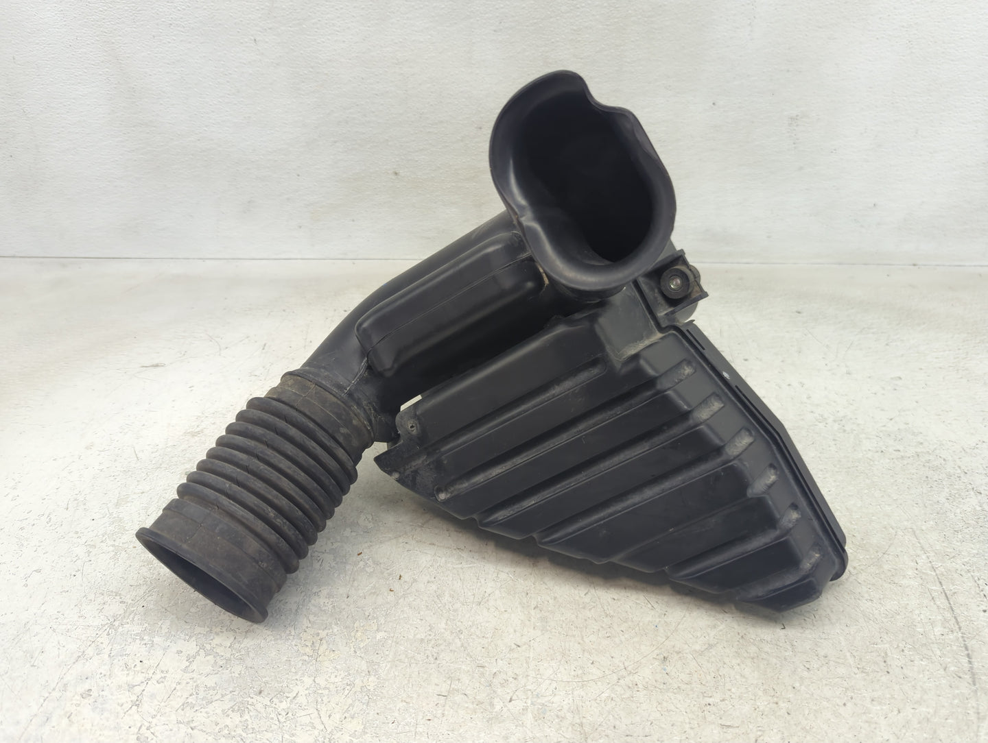 2003-2006 Honda Element Air Cleaner Intake-duct Hose Tube - Oemusedautoparts1.com