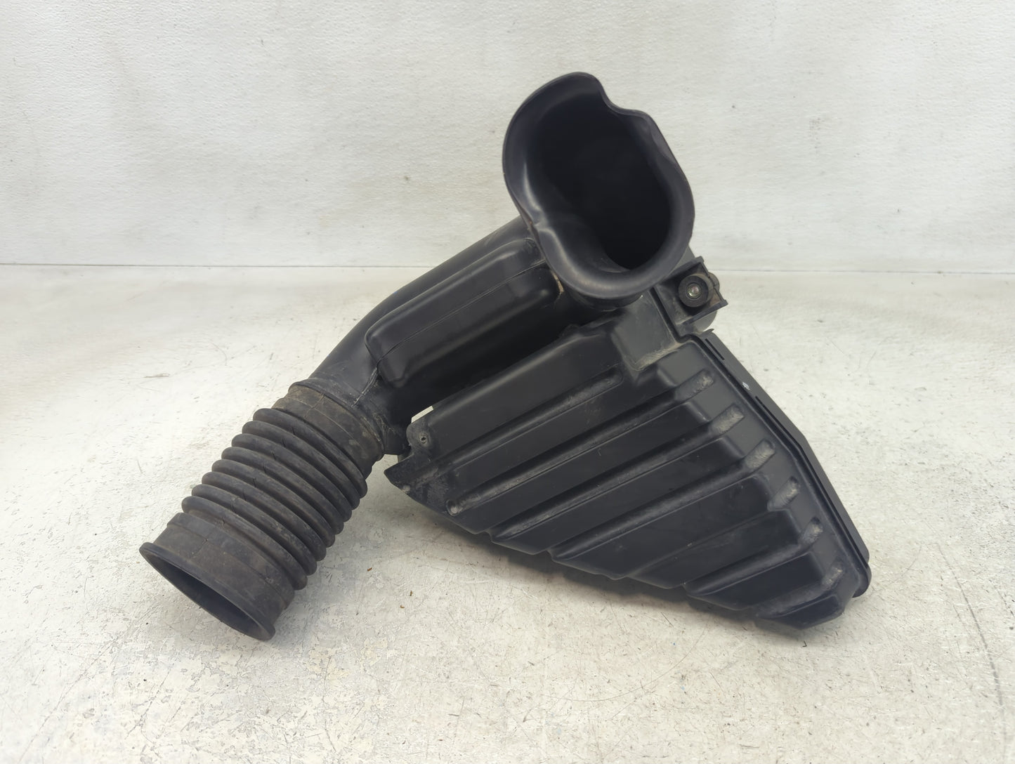2003-2006 Honda Element Air Cleaner Intake-duct Hose Tube - Oemusedautoparts1.com