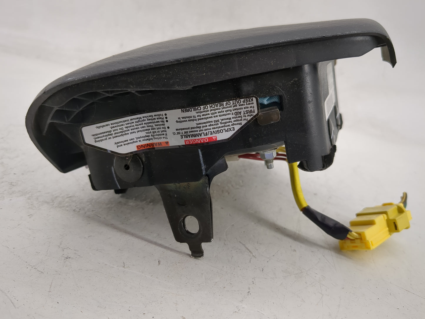 2003-2006 Honda Element Air Bag Driver Left Steering Wheel Mounted P/N:77800-SCV-A911-M1 Fits Fits 2003 2004 2005 2006 OEM U