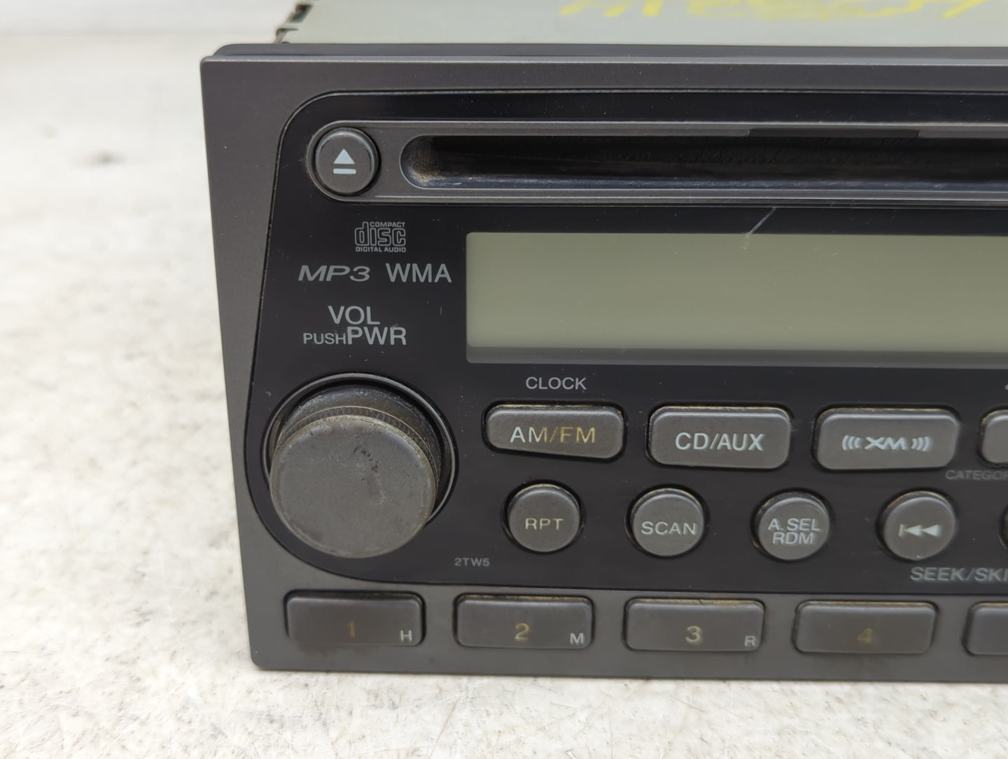 2003-2006 Honda Element Radio AM FM Cd Player Receiver Replacement P/N:39101-SCV-A120-M1 Fits OEM Used Auto Parts - Oemuseda