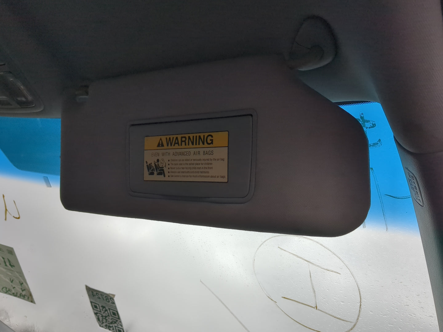 2006-2010 Honda Odyssey Sun Visor Shade Replacement Passenger Right Mirror Fits Fits 2006 2007 2008 2009 2010 OEM Used Auto 