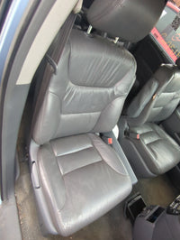 2005-2006 Honda Odyssey Passenger Front Seat Oem - Oemusedautoparts1.com