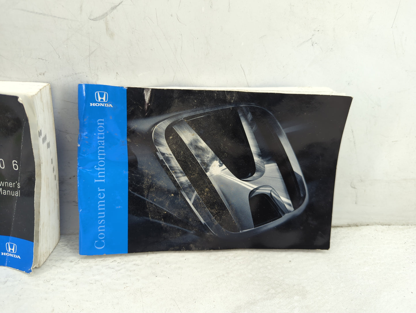 2006 Honda Odyssey Owners Manual Book Guide P/N:00X1-SHJ-6100 OEM Used Auto Parts - Oemusedautoparts1.com