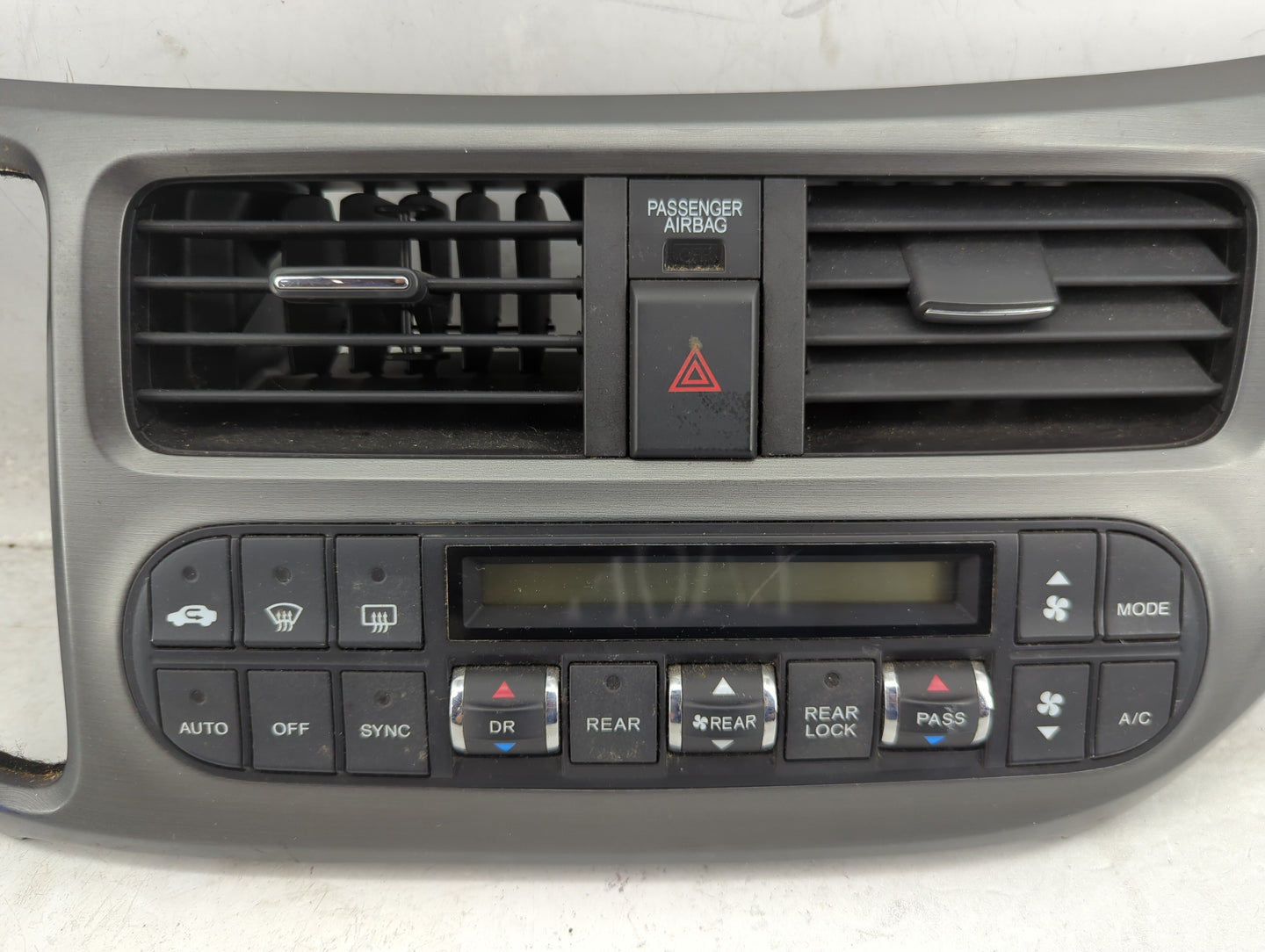 2005-2007 Honda Odyssey Climate Control Module Temperature AC/Heater Replacement P/N:77250-SHU A2 20 Fits Fits 2005 2006 200