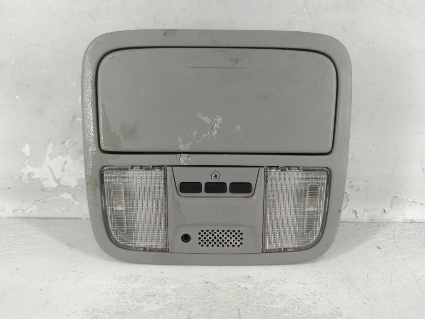 2006 Honda Odyssey Overhead Roof Console - Oemusedautoparts1.com