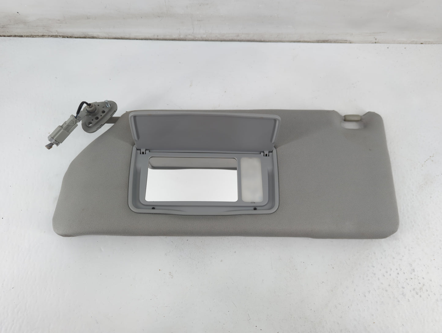 2006-2010 Honda Odyssey Sun Visor Shade Replacement Driver Left Mirror Fits Fits 2006 2007 2008 2009 2010 OEM Used Auto Part