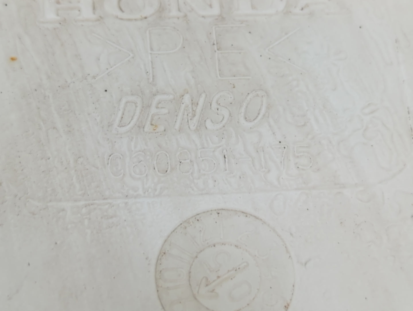 2005-2010 Honda Odyssey Windshield Washer Fluid Reservoir Bottle Oem - Oemusedautoparts1.com
