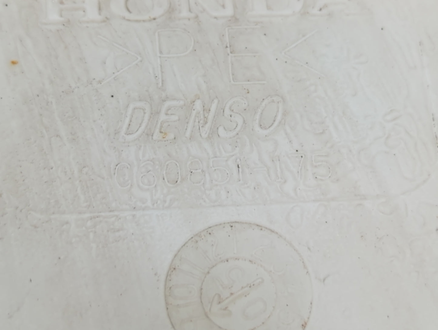 2005-2010 Honda Odyssey Windshield Washer Fluid Reservoir Bottle Oem - Oemusedautoparts1.com