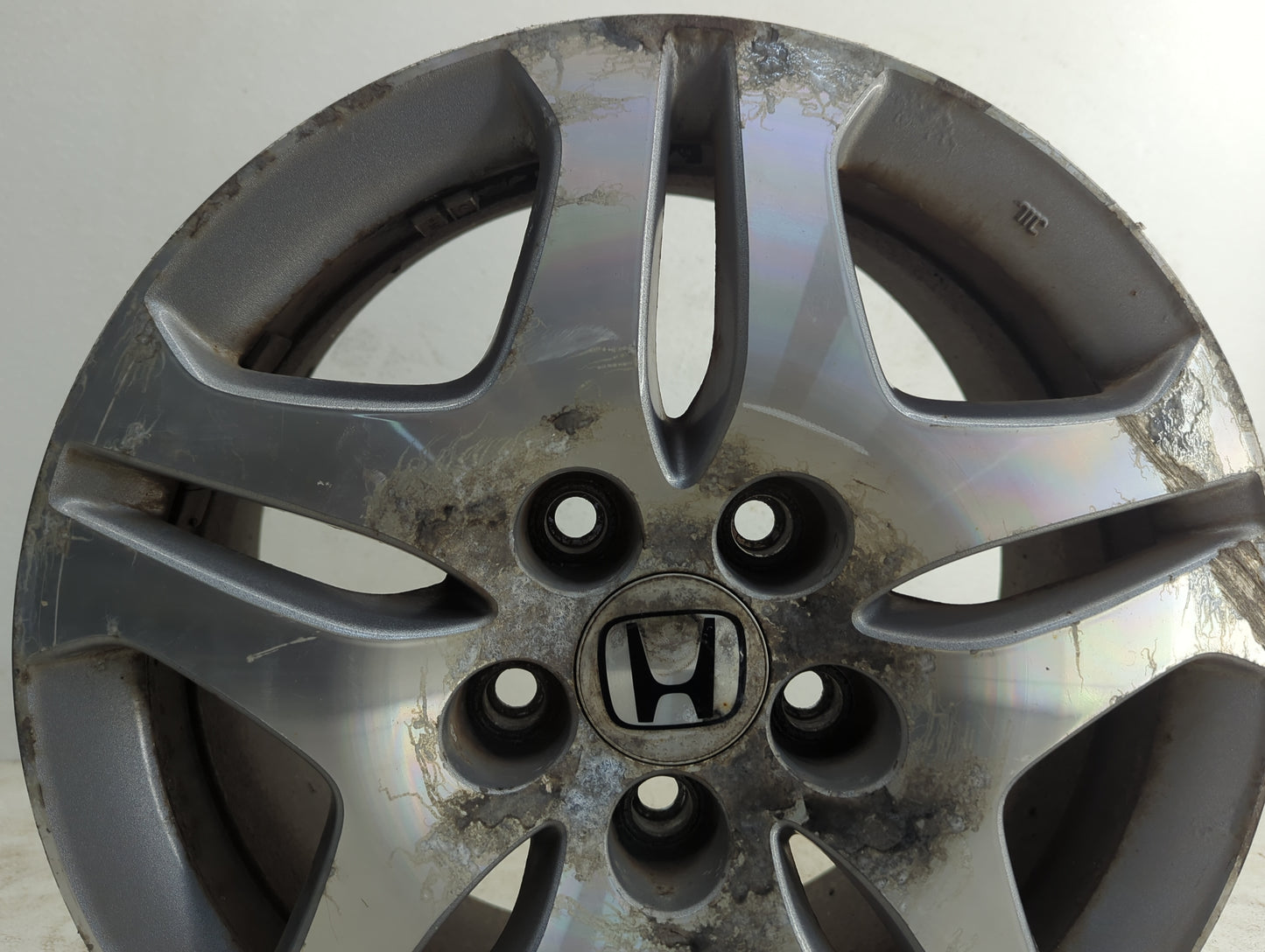 2005-2006 Honda Odyssey Oem Wheel Rim 1178342 - Oemusedautoparts1.com