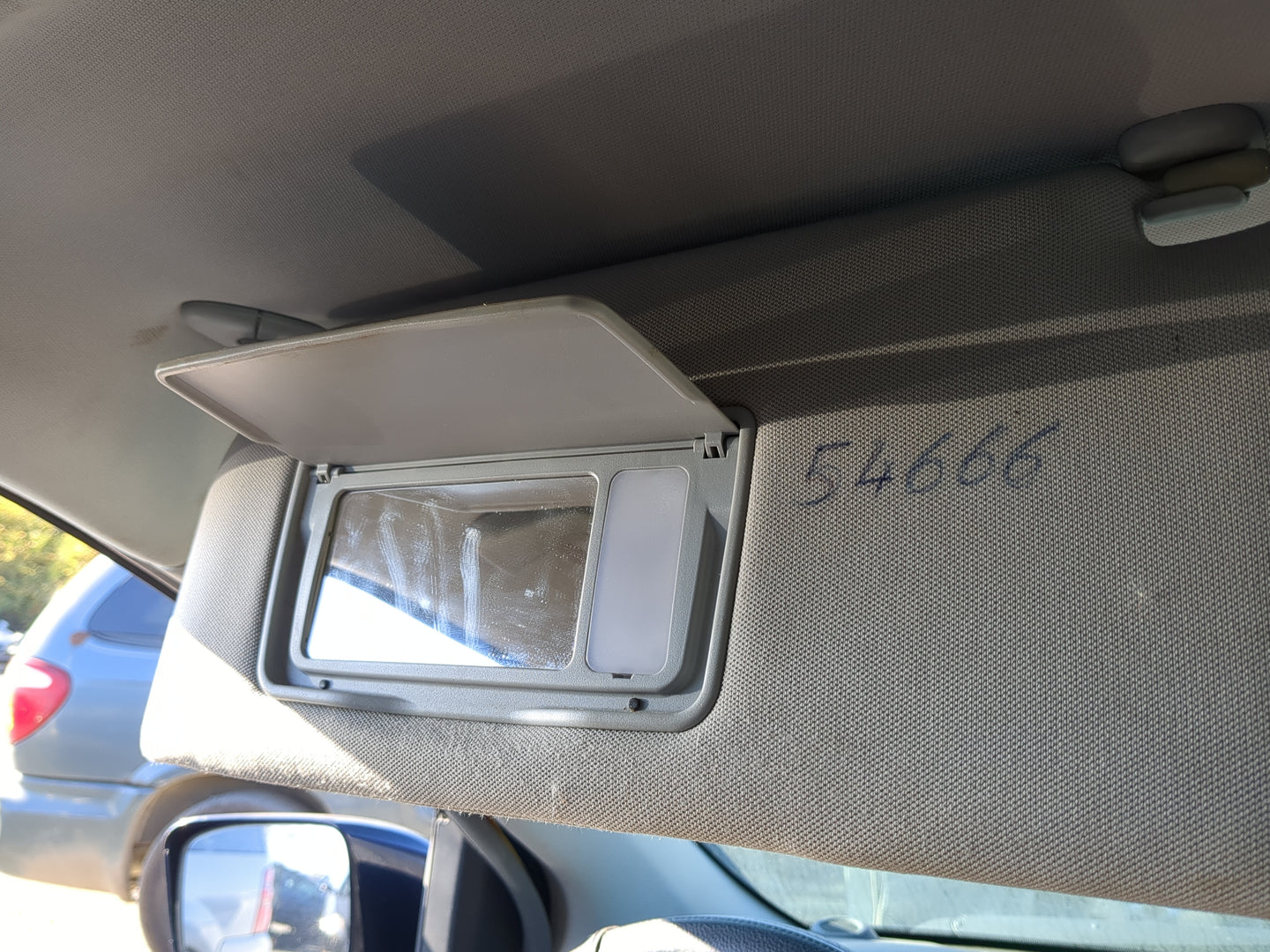 2006-2010 Honda Odyssey Sun Visor Shade Replacement Driver Left Mirror Fits Fits 2006 2007 2008 2009 2010 OEM Used Auto Part