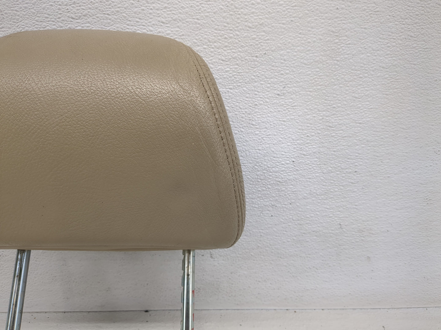 2005-2006 Honda Odyssey Headrest Head Rest Front Driver Passenger Seat Fits Fits 2005 2006 OEM Used Auto Parts - Oemusedauto