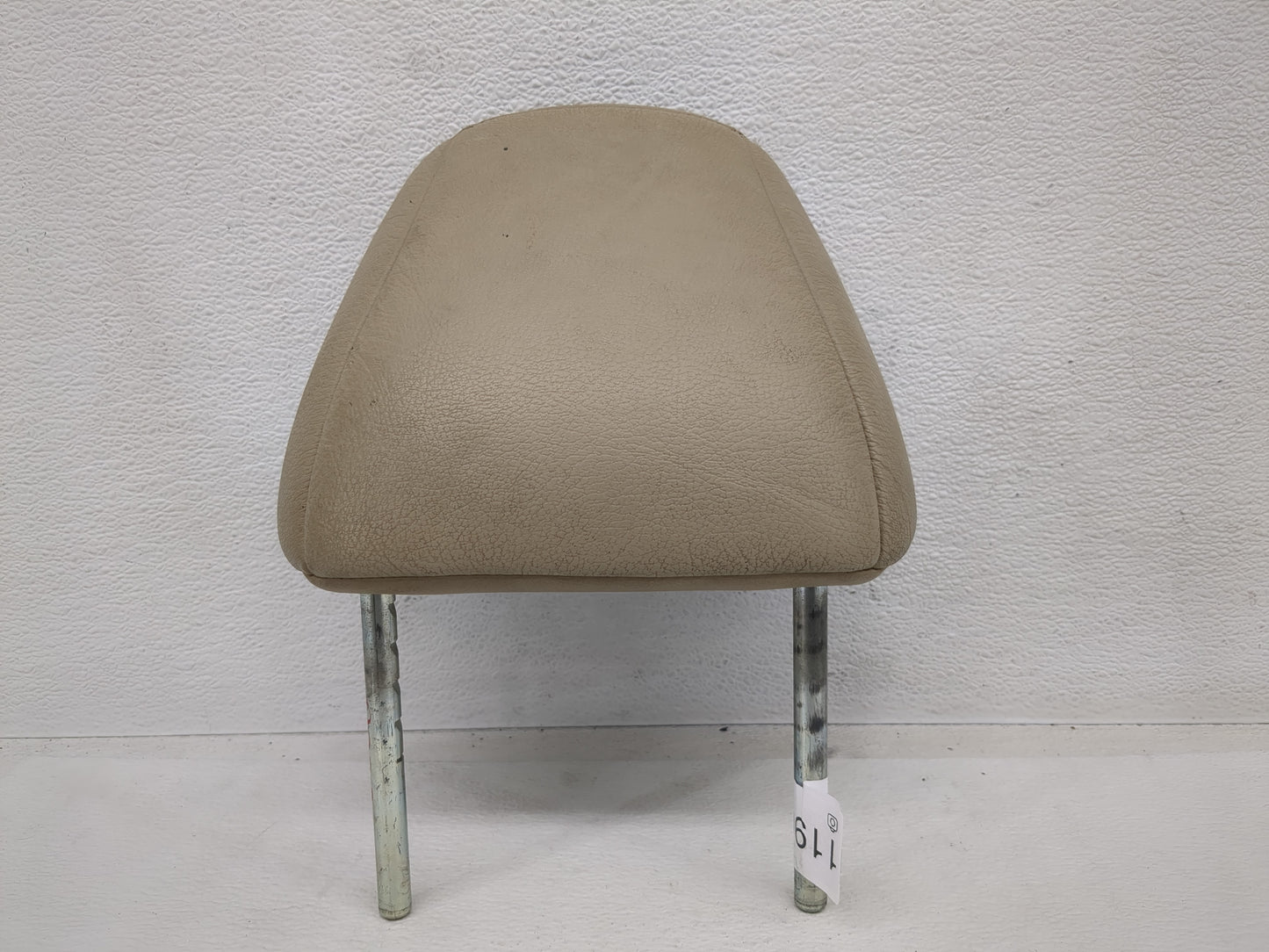 2005-2006 Honda Odyssey Headrest Head Rest Front Driver Passenger Seat Fits Fits 2005 2006 OEM Used Auto Parts - Oemusedauto
